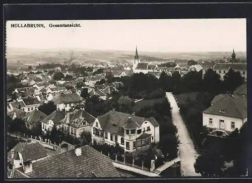 AK Hollabrunn, Panoramablick über die Ortschaft