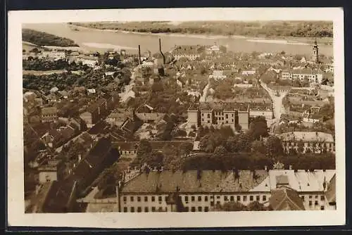 AK Hainburg an der Donau, Teilansicht mit Donau aus der Vogelschau