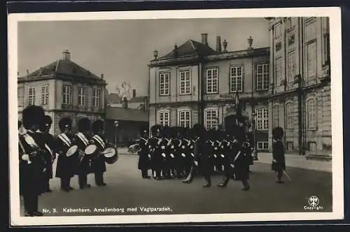 AK Kobenhavn, Amalienborg med Vagtparaden