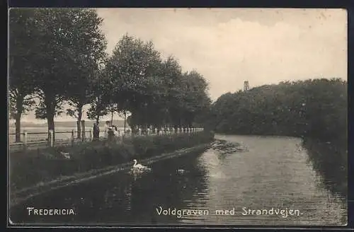 AK Fredericia, Voldgraven med Strandvejen