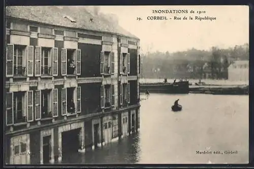 AK Corbeil, Inondations de 1910, Rue de la République