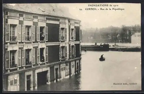 AK Corbeil, Inondations de 1910, Rue de la République