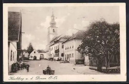 AK Kirchberg a. d. Donau, Platz mit Kirche