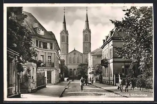 AK Lahr / Schwarzwald, Blick in die Schillerstrasse, Fahrrad