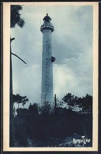 AK La Coubre, Le Phare