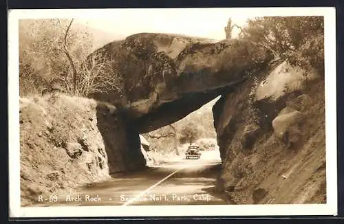 AK Sequoia Nat`l Park, Calif., Arch Rock, Gesteinsformation