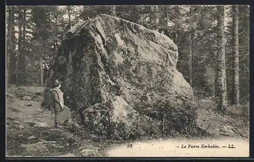 AK Remiremont, la Pierre Kerlenkin, Dame und Fels