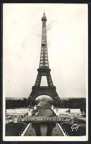 AK Paris, La Tour Eiffel, Eiffelturm