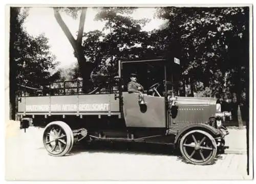 Fotografie Lastwagen Protos, LKW-Pritsche Waitzinger Bräu AG, Laster mit Weinberger Aufbau & Kettenantrieb