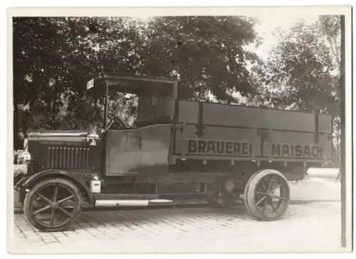 Fotografie Lastwagen Protos, LKW-Pritsche Brauerei Maisach, Laster mit Weinberger-Aufbau und Kettenantrieb