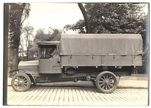 Fotografie Lastwagen Saurer Lindau 3-4 T, LKW-Pritsche mit Weinberger-Aufbau und Kettenantrieb