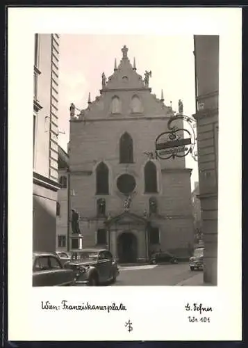 Foto-AK Adalbert Defner: Wien, Franziskanerplatz mit Restaurant am Franziskanerplatz