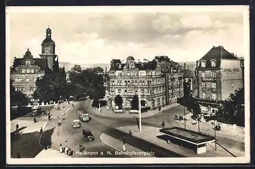 AK Heilbronn, Strassenbahn auf dem Bahnhofsvorplatz