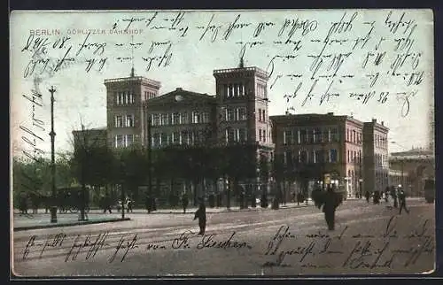 AK Berlin-Kreuzberg, Görlitzer Bahnhof mit Strasse und Passanten