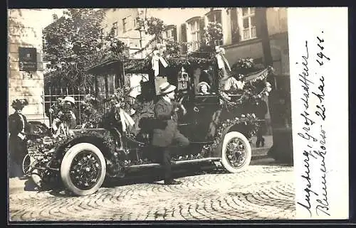 Foto-AK Augsburg, Grossstadtfeier 1911, Blumenkorso