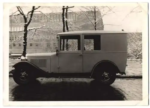 3 Fotografien Kastenwagen Adler, Auto-Kastenwagen für die Reichspost mit Weinberger Spezialaufbau, Kennzeichen RP-20380