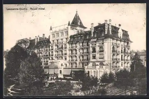 AK Lausanne-Ouchy, Royal-Hotel mit Parkanlage aus der Vogelschau