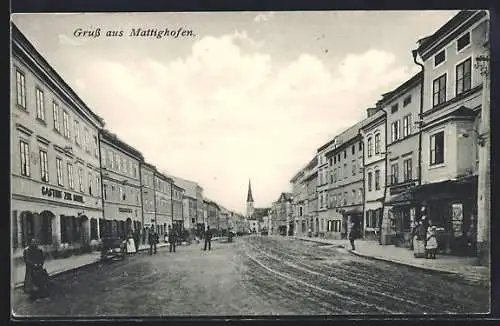 AK Mattighofen, Strassenpartie mit Gasthof zur Sonne