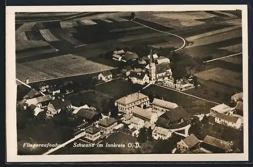 AK Schwand im Innkreis, Ortspartie mit Kirche, Fliegeraufnahme