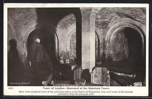 AK London, Tower of London, Basement of the Wakefield Tower