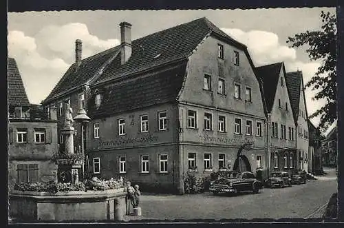 AK Mainbernheim, Gasthof Falken mit Brunnen