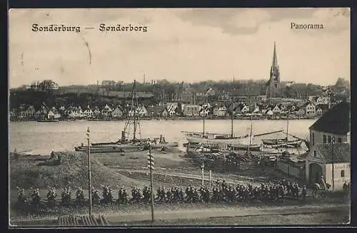 AK Sonderburg, Ortsansicht & Fluss mit Schiffen