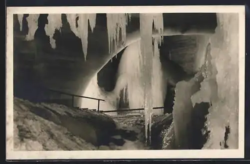 AK Obertraun, Dachstein-Rieseneishöhle, Grosse Eiskapelle