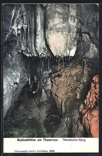 AK Beatenberg, Beatushöhlen, Theodosien-Gang, Besucher in der Höhle am Thunersee