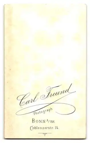 Fotografie Carl Freund, Bonn, Coblenzerstr. 14, Porträt einer jungen Frau