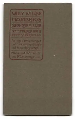 Fotografie Willy Wilcke, Hamburg, Steindamm 54 /56, Porträt eines eleganten Herrn