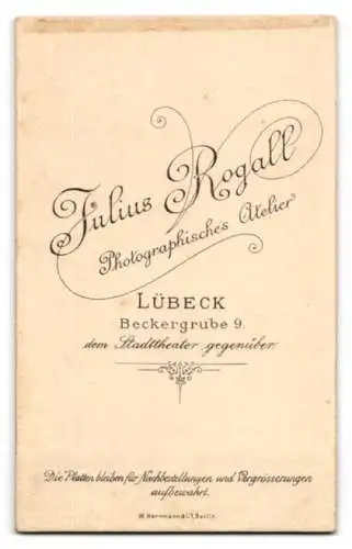 Fotografie Julius Rogall, Lübeck, Beckergrube 9, Porträt eines Paares