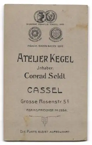 Fotografie Atelier Kegel, Cassel, Grosse Rosenstr. 5, Porträt eines Herrn mit Schnurrbart