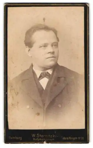 Fotografie W. Sternitzki, Bamberg, Obere Königstrasse 20, Portrait eines Mannes