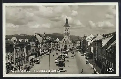 AK Deggendorf, Stadtplatz mit Rathaus