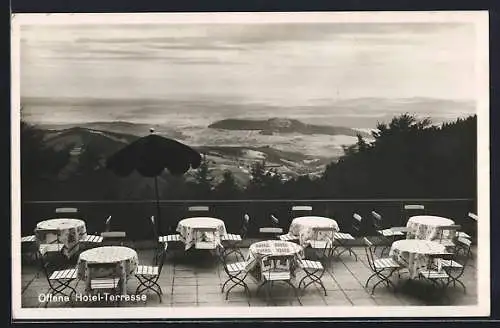 AK Schau ins Land, Berghotel H. Sauerer, Offene Hotel-Terrasse