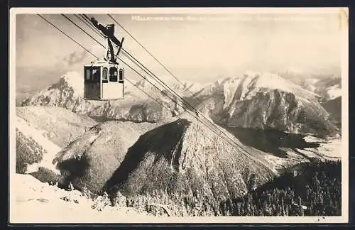 AK Ebensee-Feuerkogl, Höllengebirgs-Seilschwebebahn Wagon 2 mit Panorama