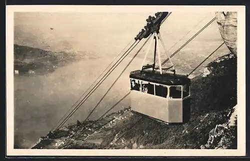 AK Annecy, Le Teleferique, Seilbahn an der Bergstation