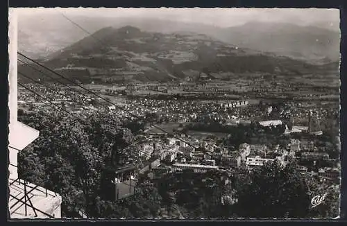 AK Grenoble, Teleferique et vue generale