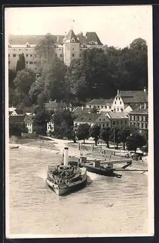 AK Grein a. d. Donau, ablegender Dampfer, Blick auf Schloss Greinburg