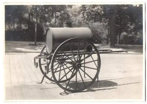 Fotografie Tankwagen / Kutschwagen mit Tank, Wagenfabrik Karl Weinberger Zeppelinstrasse 71 in München