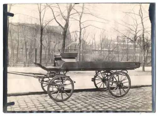 Fotografie Pritschenwagen / Kutschwagen, Wagenfabrik Karl Weinberger Zeppelinstrasse 71 in München