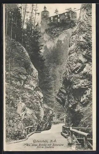 AK Gutenstein /N.-Ö., Die Langebrücke mit Burgruine