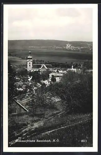 AK Ravelsbach /N. Ö., Ortsansicht vom Berg aus
