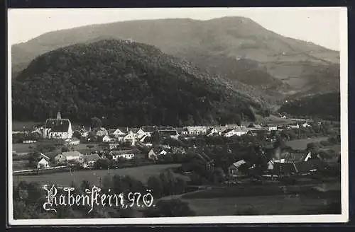 AK Rabenstein /N.-Oe., Ortsansicht mit Berglandschaft