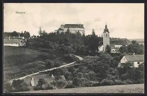 AK Messern, Turm und Gebäude in grüner Umgebung