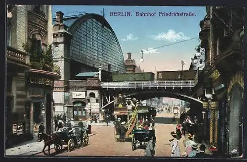 AK Berlin, Stadtverkehr vor dem Bahnhof Friedrichstrasse