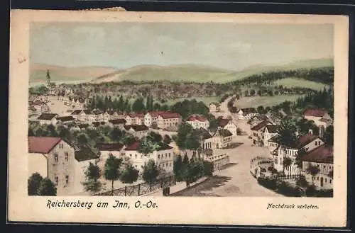 AK Reichersberg am Inn, Ortsansicht mit Strasse u. Bergen aus der Vogelschau