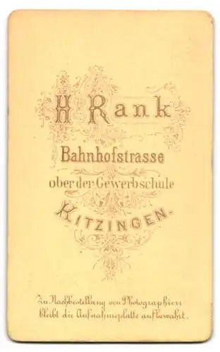 Fotografie H. Rank, Kitzingen, Bahnhofstrasse, Porträt einer jungen Frau
