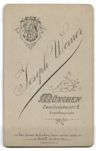 Fotografie Joseph Werner, München, Zweibrückenstr. 2, Porträt eines jungen Mannes