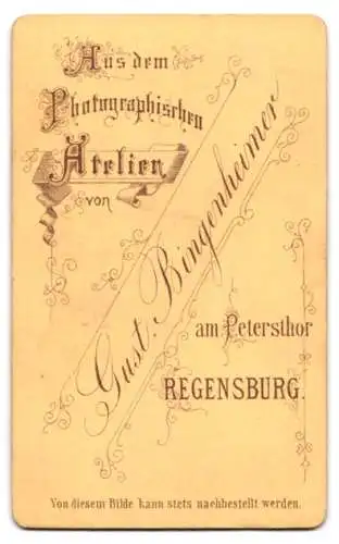 Fotografie Gust. Bingenheimer, Regensburg, am Petersthor, Porträt eines jungen Mannes